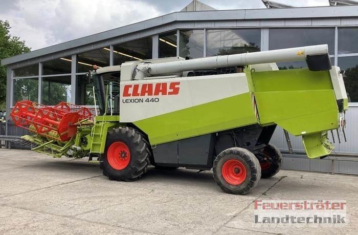 CLAAS LEXION 440 AC 联合收割机