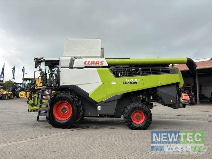 CLAAS LEXION 6700 联合收割机