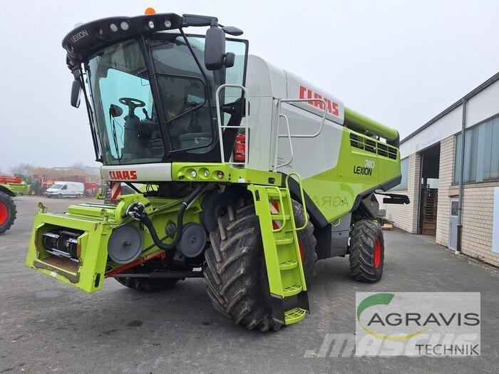 CLAAS LEXION 740 联合收割机