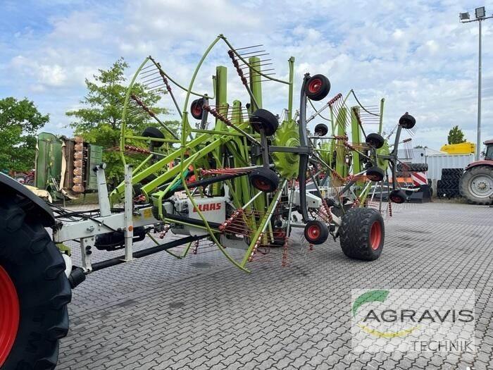 CLAAS LINER 4000 犁耙和摊草机