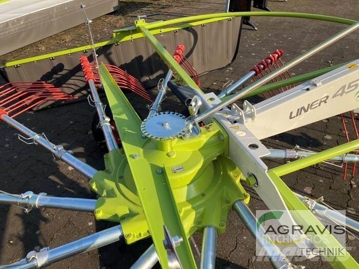 CLAAS LINER 450 犁耙和摊草机