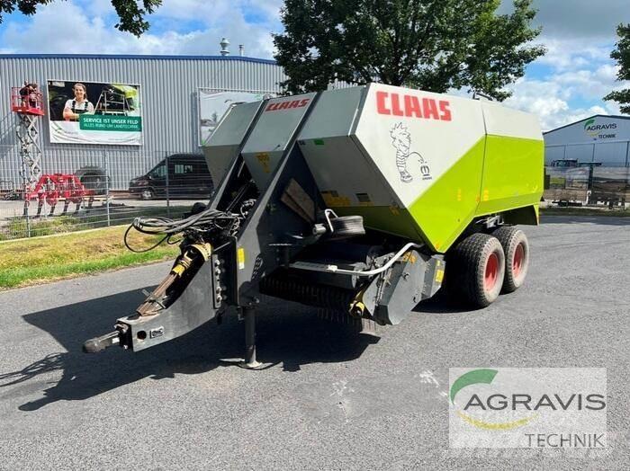 CLAAS QUADRANT 2100 RC 方捆打捆机