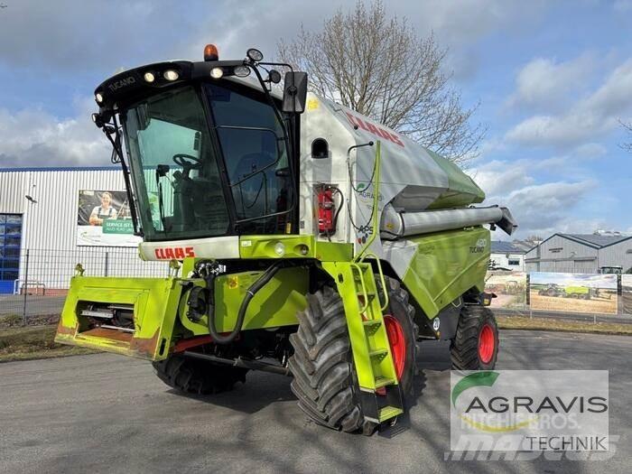 CLAAS TUCANO 420 联合收割机