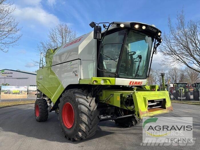 CLAAS TUCANO 420 联合收割机