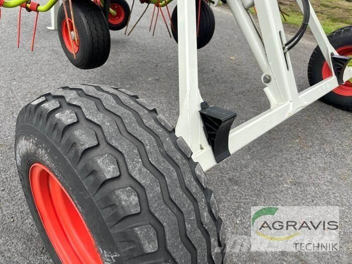 CLAAS VOLTO 1100 犁耙和摊草机