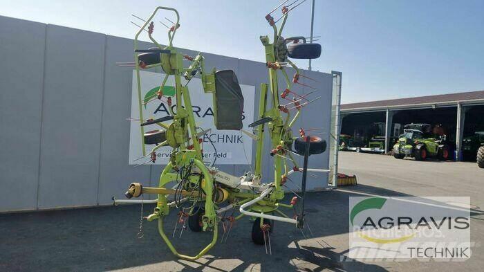 CLAAS VOLTO 700 犁耙和摊草机