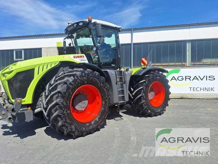 CLAAS XERION 4000 TRAC 拖拉机/农用车