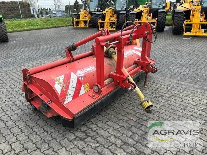 Dücker UM 27 牧场割草机和切顶器