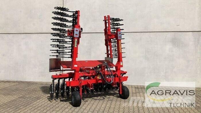 Einböck ROTARYSTAR 640 牧场割草机和切顶器