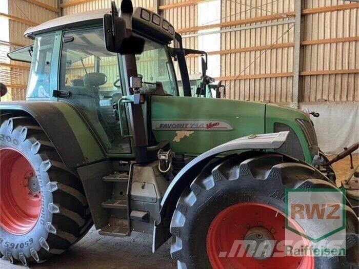 Fendt 714 拖拉机/农用车