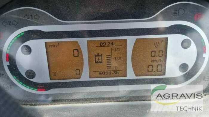 Fendt 724 VARIO S4 拖拉机/农用车