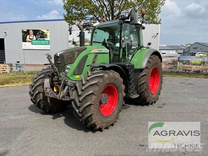 Fendt 724 VARIO S4 拖拉机/农用车