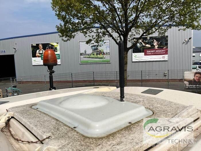 Fendt 724 VARIO S4 拖拉机/农用车