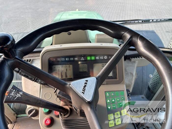 Fendt 820 VARIO 拖拉机/农用车