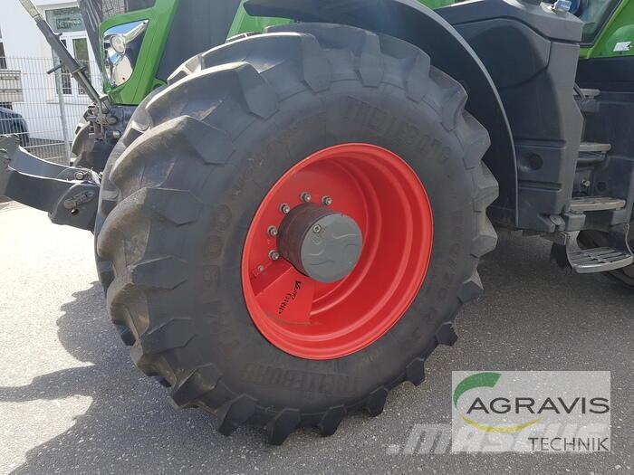 Fendt 828 VARIO S4 拖拉机/农用车