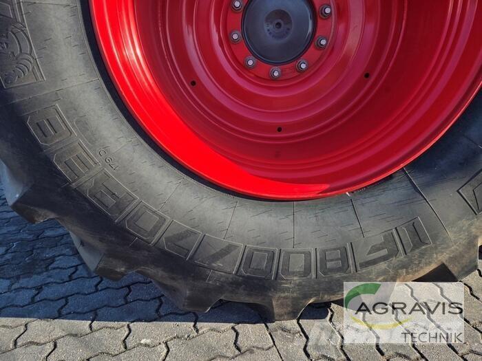 Fendt 828 VARIO S4 拖拉机/农用车