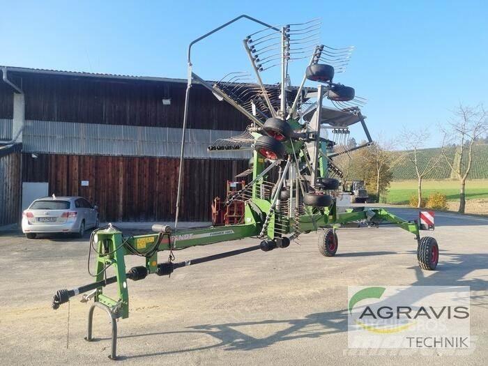 Fendt FORMER 1603 犁耙和摊草机