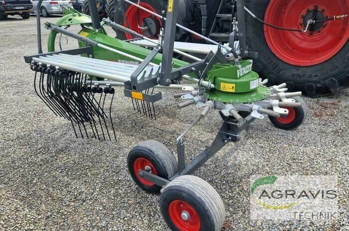 Fendt FORMER 456 DN 犁耙和摊草机