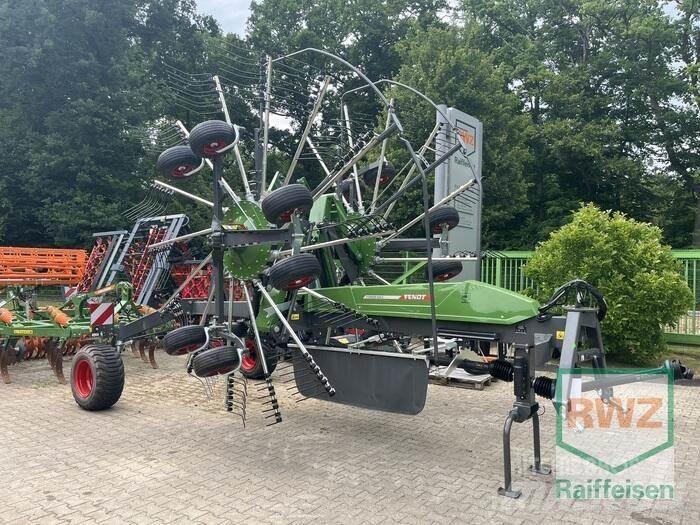 Fendt Former 920C 犁耙和摊草机