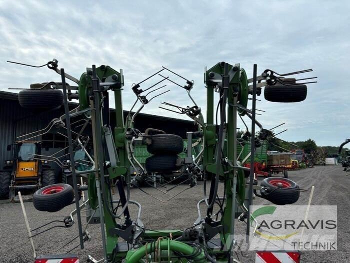 Fendt TWISTER 8608 DN 犁耙和摊草机