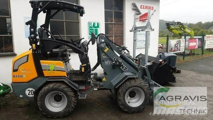 GiANT G2200E-3 轮式装载机