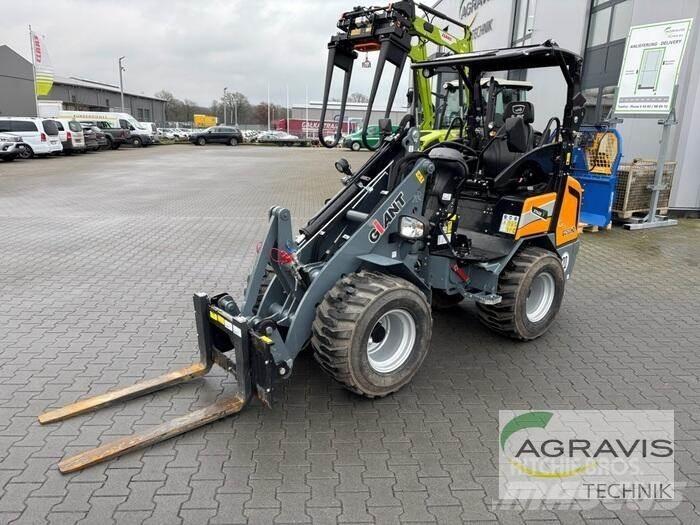 GiANT G2500 HD 轮式装载机
