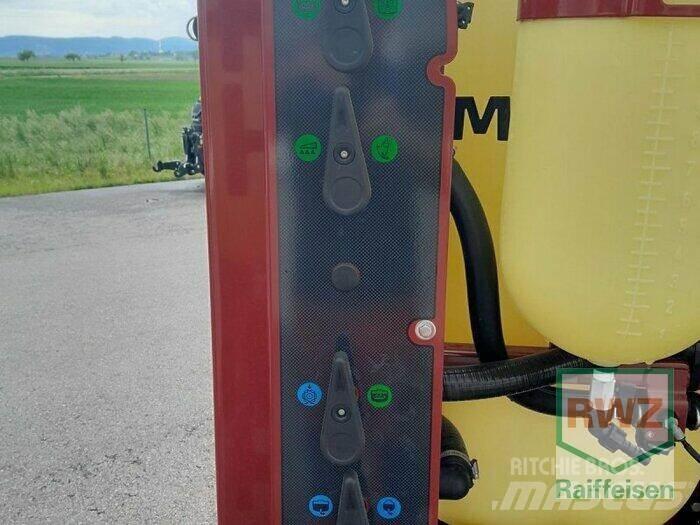 Hardi Master 牵引式喷雾机