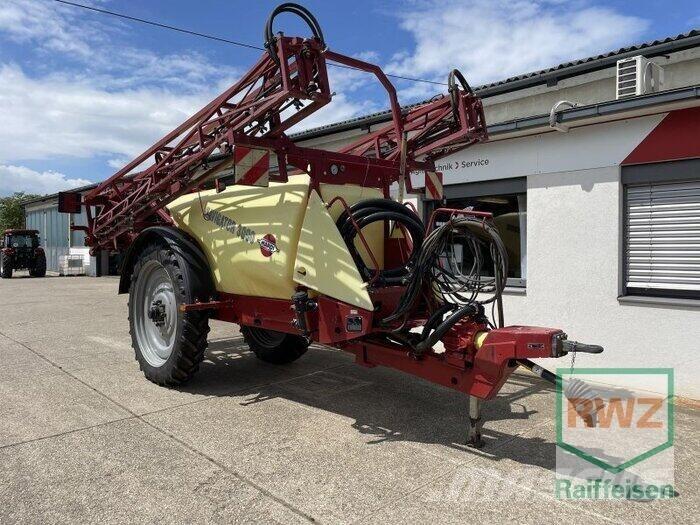 Hardi Navigator 3000 牵引式喷雾机