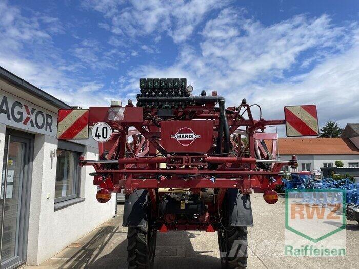 Hardi Navigator 3000 牵引式喷雾机