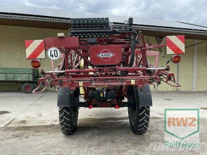 Hardi Navigator 4000 牵引式喷雾机