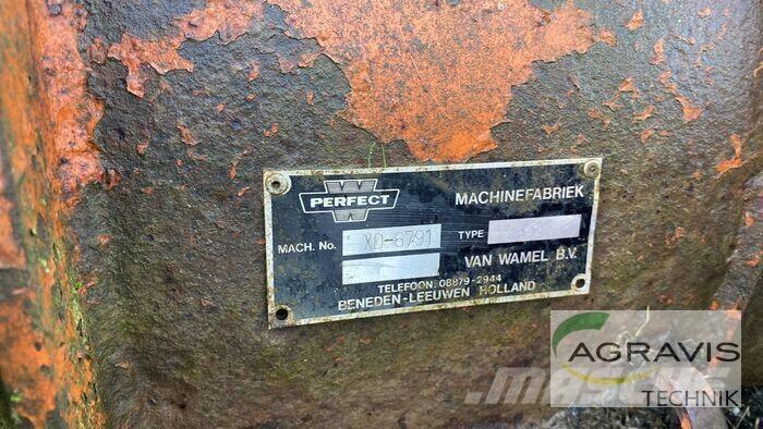 Hecht MULCHER 牧场割草机和切顶器