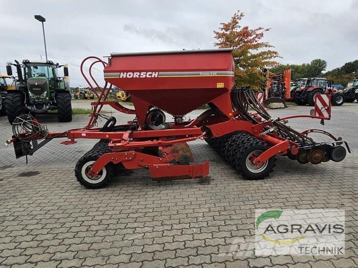 Horsch PRONTO 3 DC 多功能条播机