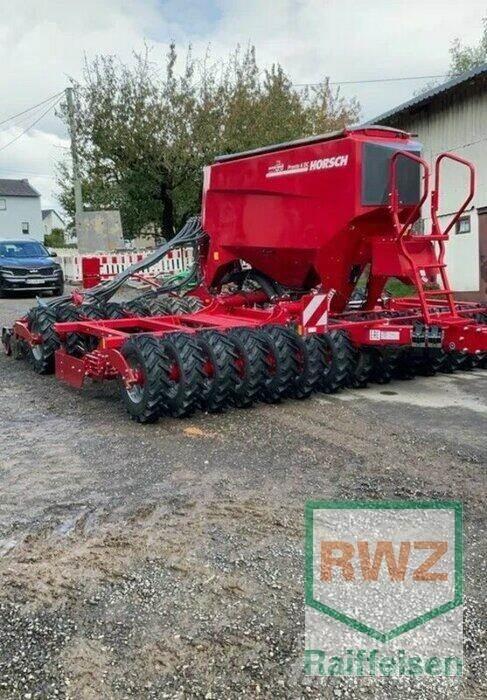 Horsch Pronto 6 DC 多功能条播机
