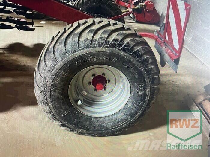 Horsch Pronto KR 6 多功能条播机