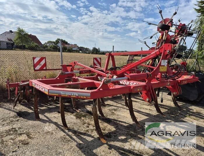 Horsch TERRANO 4 FX 手扶中耕机