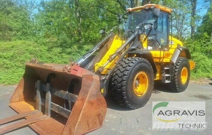 JCB 437 HT 轮式装载机
