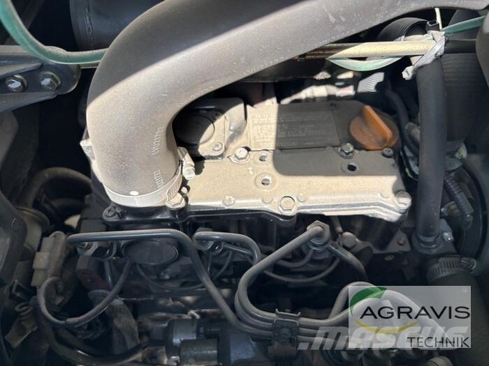 John Deere 1026 R 拖拉机/农用车
