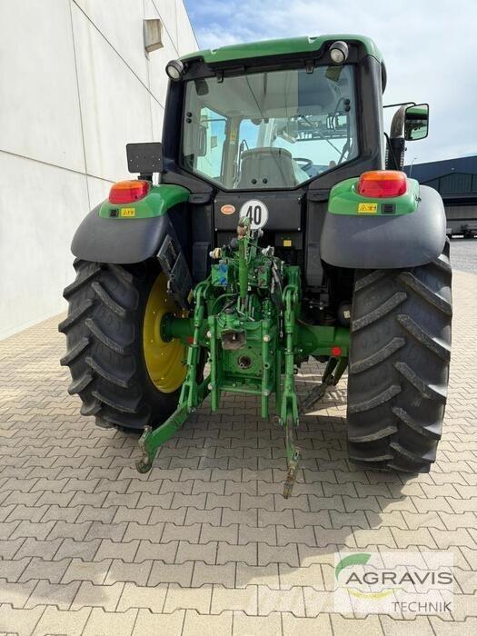 John Deere 6115 R 拖拉机/农用车