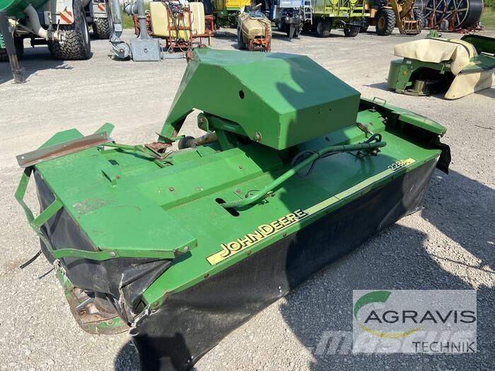 John Deere CC228A 割草机