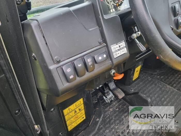 John Deere GATOR 小型拖拉机