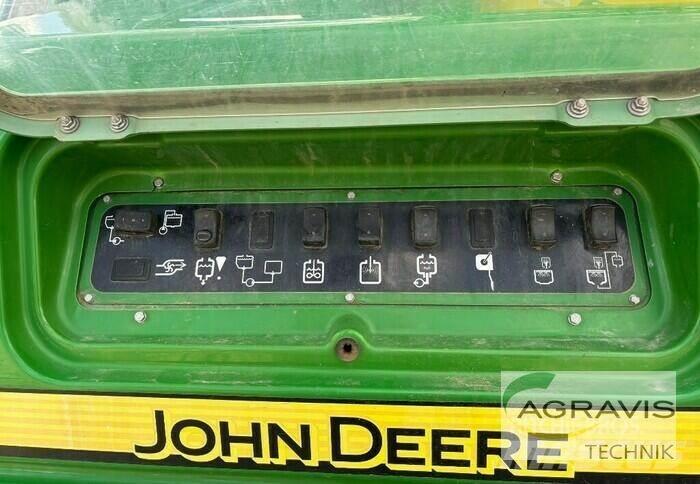 John Deere R 962I 牵引式喷雾机