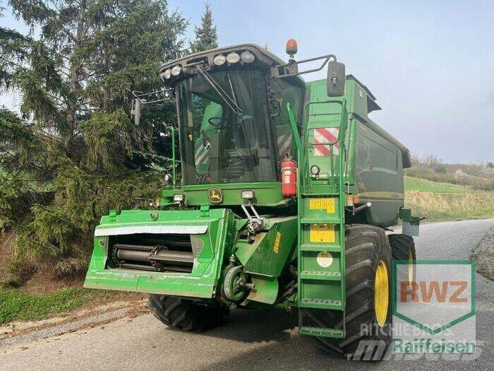 John Deere T560 联合收割机