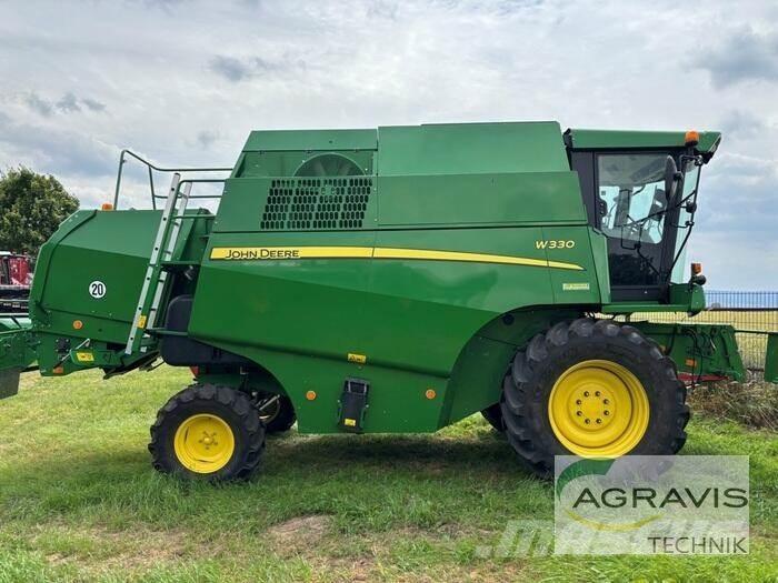 John Deere W 330 联合收割机