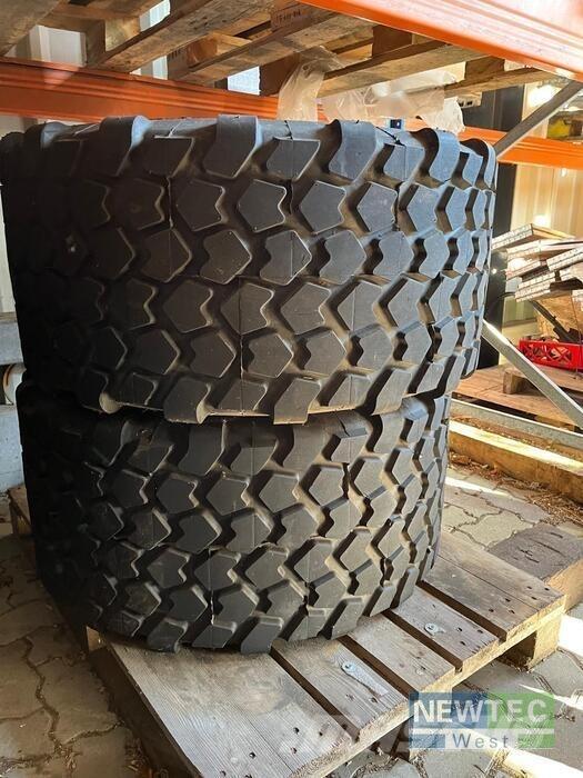  KR445/45R19.5 轮胎、车轮、轮圈