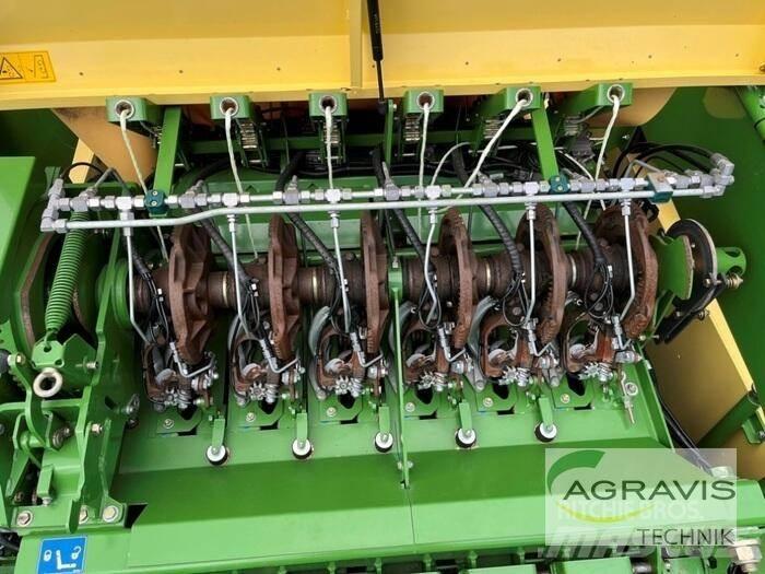 Krone BIG PACK 1290 方捆打捆机