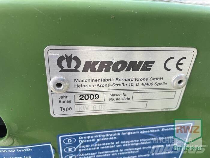 Krone KW 6.02/6 犁耙和摊草机