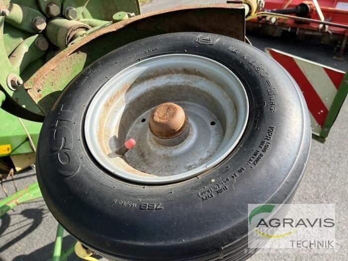 Krone KW 7.70/6 犁耙和摊草机