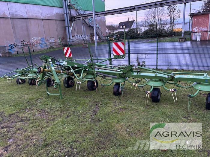 Krone KW 8.82 犁耙和摊草机