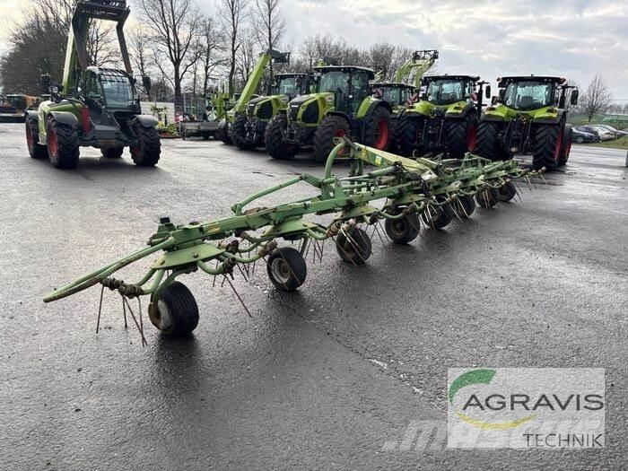 Krone KWT 8.82/8 犁耙和摊草机