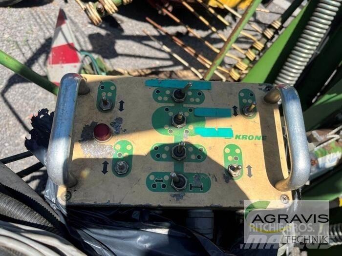 Krone SWADRO 1250 犁耙和摊草机